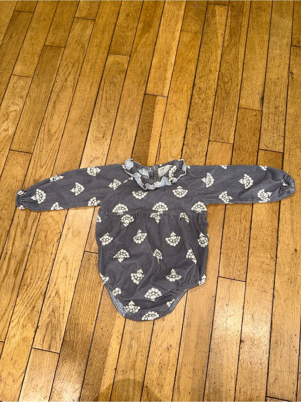 Baby Girl’s Rabbit + Bear long sleeve onesie ribbed